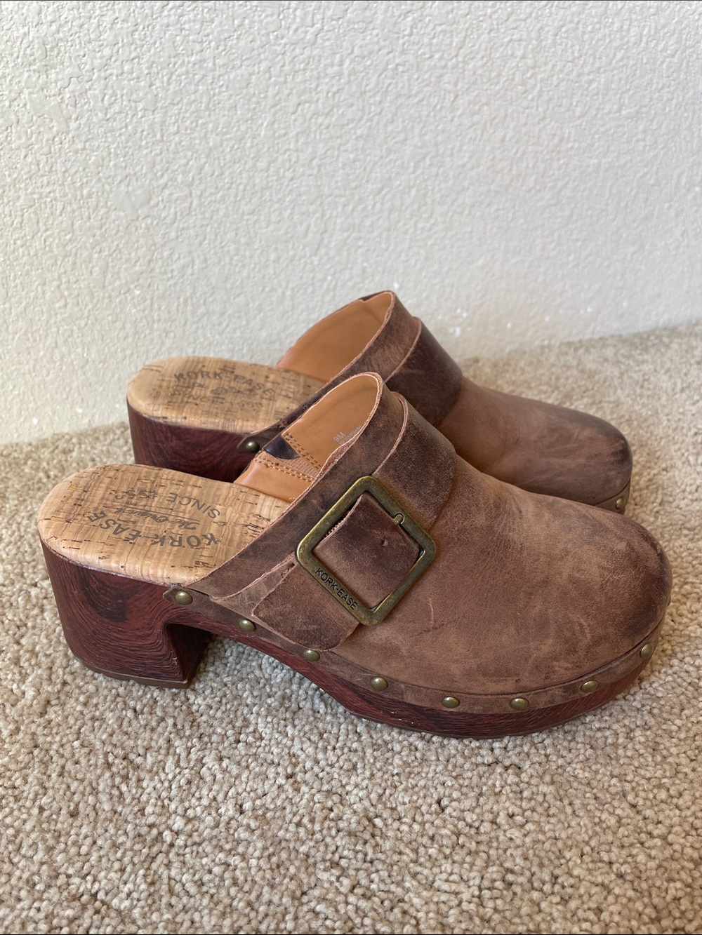 Kork-Ease Brown Leather Buckle Chunky Clogs 9 Mules Boho Heels Studded Slip Ons
